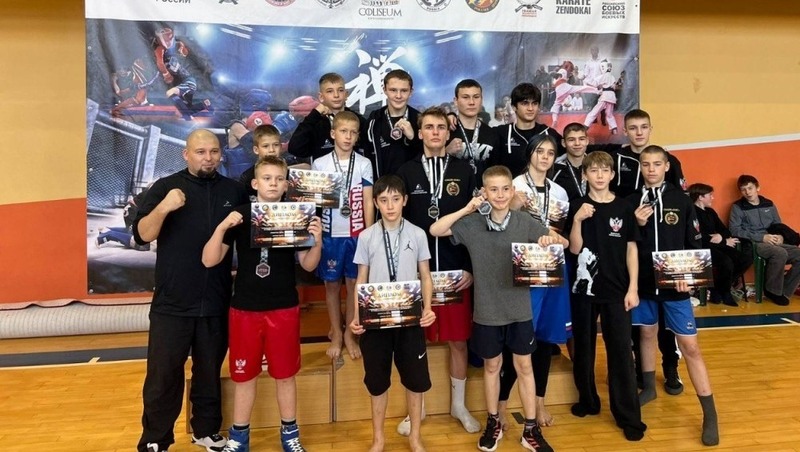 4 золотых медали завоевали воспитанники ДЮЦ на соревнованиях по боксу памяти Е. Бурмистрова