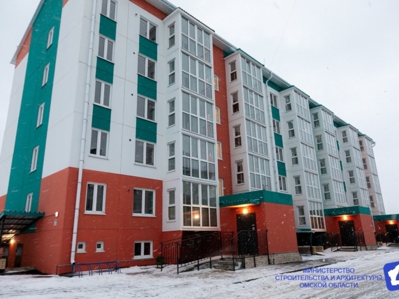 В Омске до конца 2025 года более 590 сирот получат новое жилье