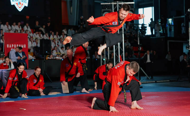 Сборная Петербурга победила на командном турнире по тхэквондо