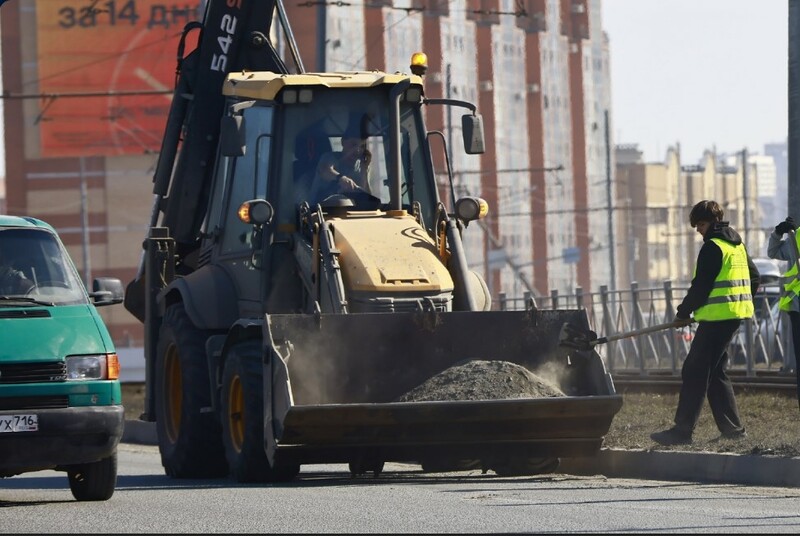 Ямочный ремонт дорог горячим асфальтобетоном начали в Татарстане