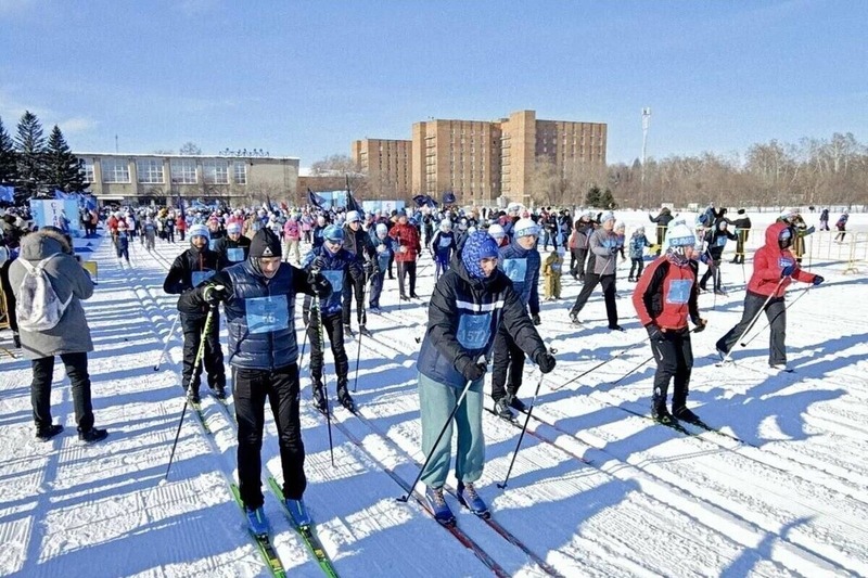 Более 8 500 человек приняли участие в "Лыжне России" в Омской области