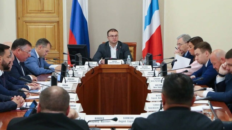 Хоценко объявил отбор муниципалитетов на звание «Молодёжная столица Омской области»