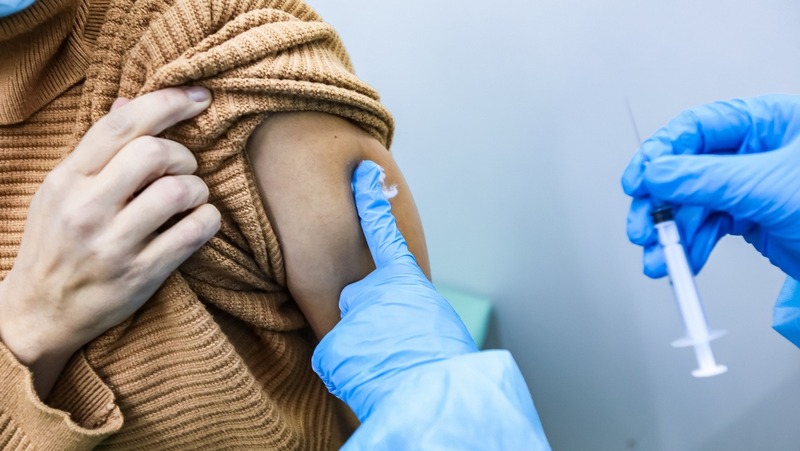 Бесплатную вакцинацию от гриппа организуют в торговом центре Челябинска 25 октября