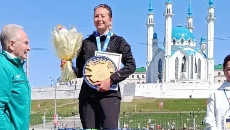 Омская бегунья Марина Ковалёва заняла 2-е место на чемпионате России по марафону