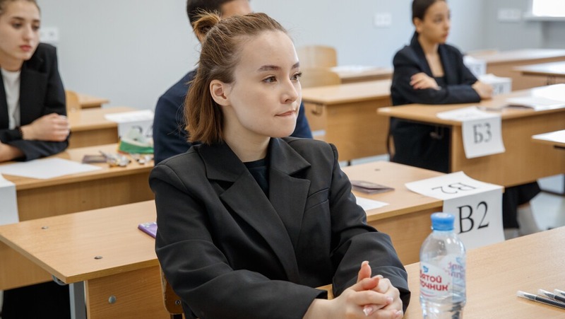 Количество стобалльников ЕГЭ по русскому языку в РТ увеличилось на 38 человек