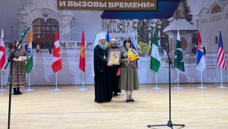 Свердловская область получила Патриаршую награду за вклад в охрану материнства и детства