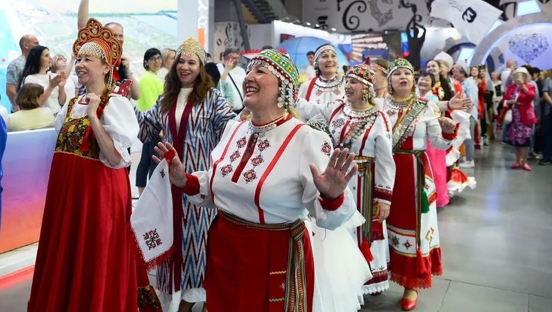 Марафон «Россия — семья семей» откроет Год единства народов России