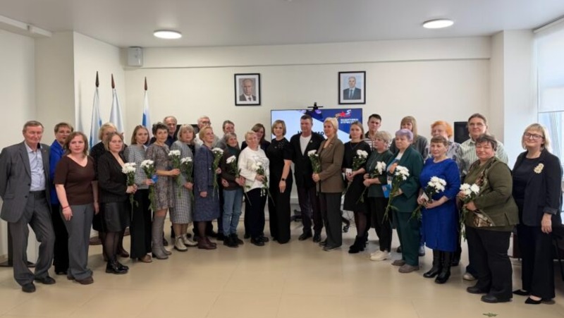 14 свердловчанок наградили медалями общественного признания «Мама русского солдата»