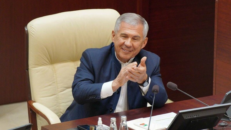 Минниханов возглавил медиарейтинг глав регионов ПФО за октябрь 2025 года