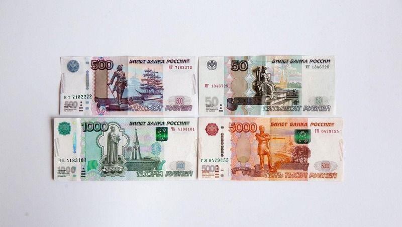 Беглов утвердил субсидии для детских технических центров при предприятиях