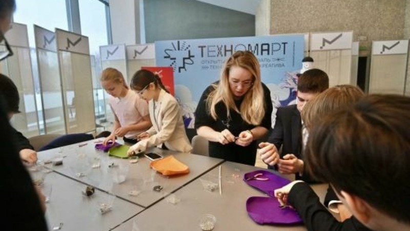 450 школьников участвуют во всероссийском фестивале технического креатива в Екатеринбурге