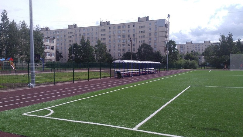 718 млн руб. направят на модернизацию школьных стадионов в Петербурге