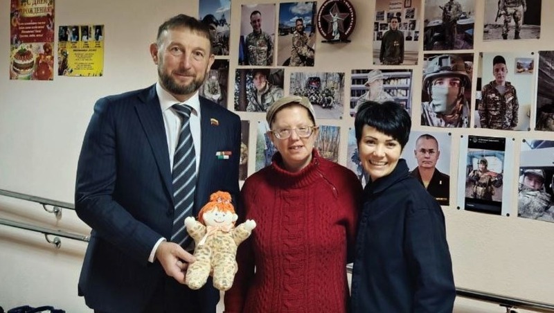 Общественники помогают магаданскому волонтёру СВО вернуть зрение