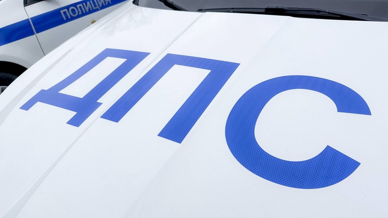 Трамвай сбил пенсионера на переходе в центре Челябинска