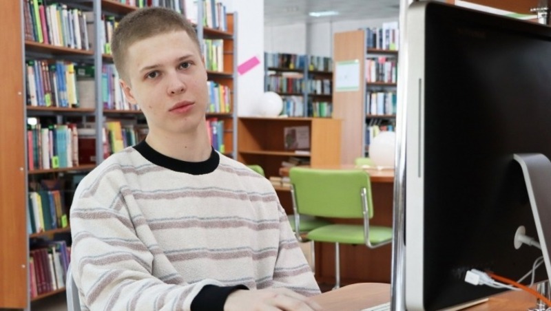 Омский студент создал трикотаж с «умными» микрокапсулами для лечения венозной недостаточности