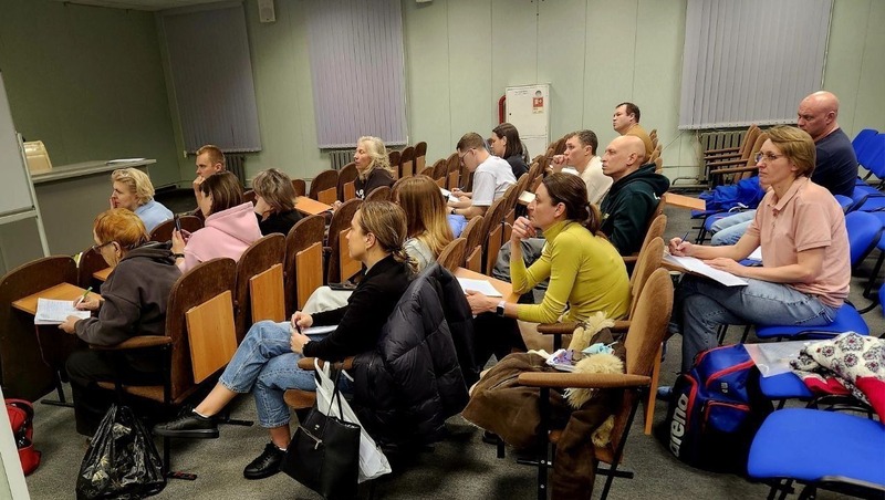 Петербургский эксперт провел семинар для тренеров по плаванию в Елабуге