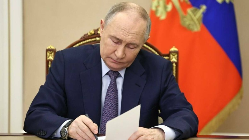 Путин утвердил Стратегию национальной политики России