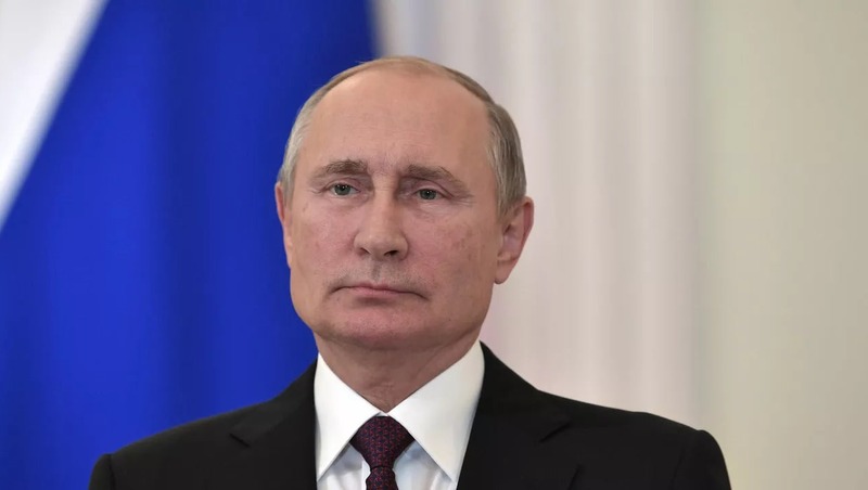 Путин наградил семью из Татарстана медалью «Родительская слава»