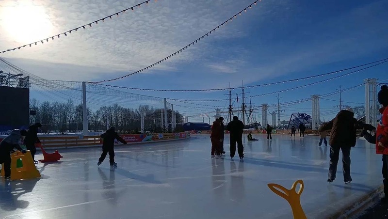 Бесплатные кинопоказы организуют ко Дню защитника Отечества на Адмиралтейской площади в Воронеже