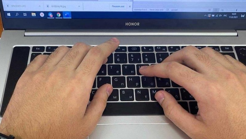 В Омской области многодетные семьи смогут продлить удостоверение онлайн