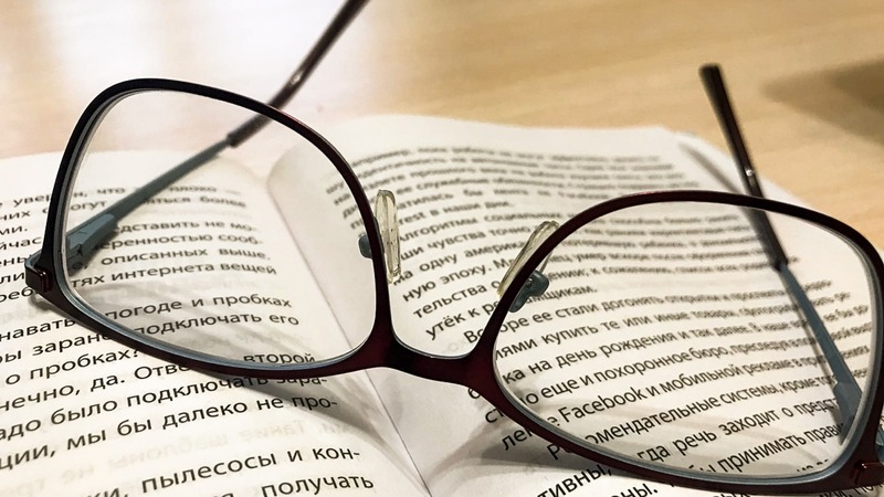 Автор книги о жизни в космосе получил Букеровскую премию