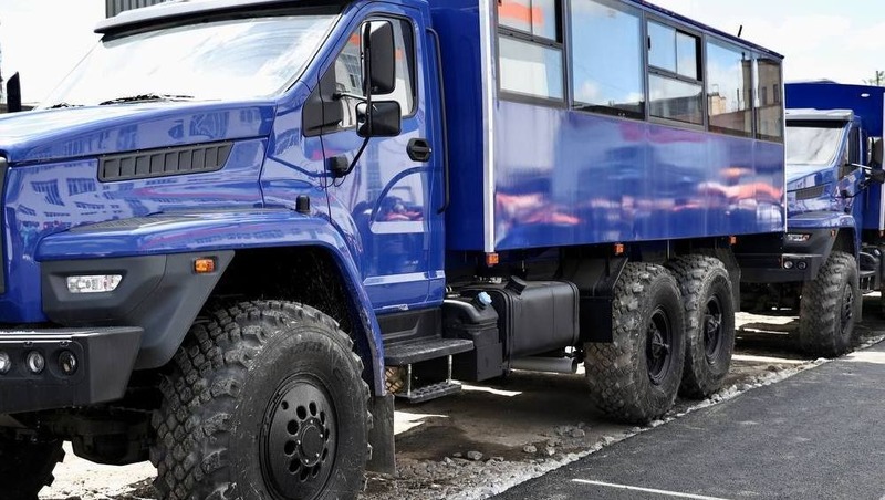 В.Путин присвоил госнаграду коллективу завода Челябинской области за развитие автопрома