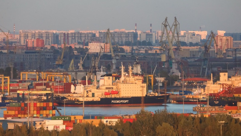 На 2,8% увеличил грузооборот Большой порт Петербурга в 2025 году