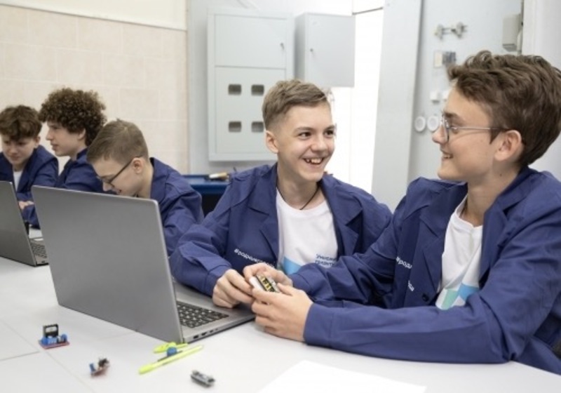 8 омских школьников вышли в финал всероссийского турнира по точным наукам 