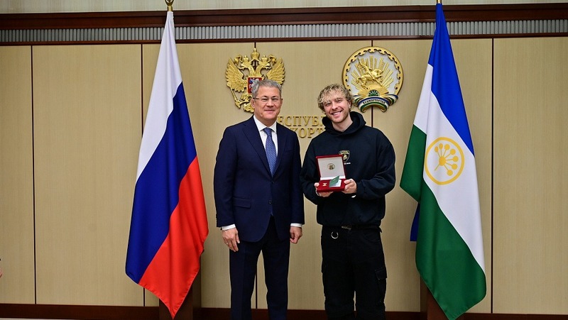 Хабиров присвоил Егору Криду звание заслуженного артиста Башкирии