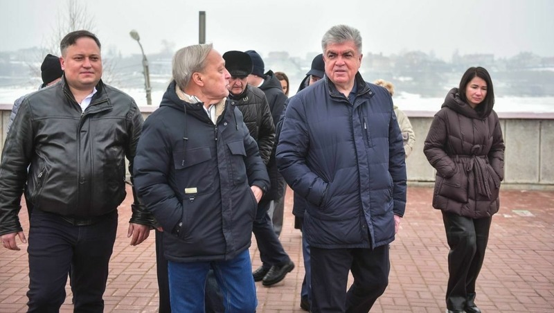Мэр Челнов Н.Магдеев проинспектировал ход очистки реки Мелекеска