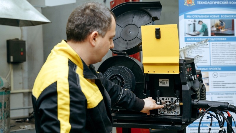 Более 800 владимирцев получили новые профессии по нацпроекту в 2025 году