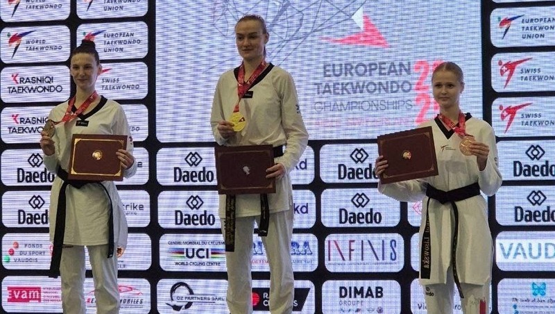 Челябинская тхэквондистка Маргарита Близнякова завоевала золото на чемпионате Европы в Швейцарии