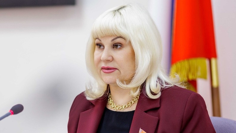 В. Голубева: Новое правило позволит многодетным сохранить пособие при небольшом превышении дохода