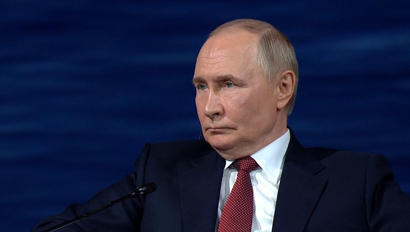 Путин примет участие в пленарном заседании Российской энергетической недели