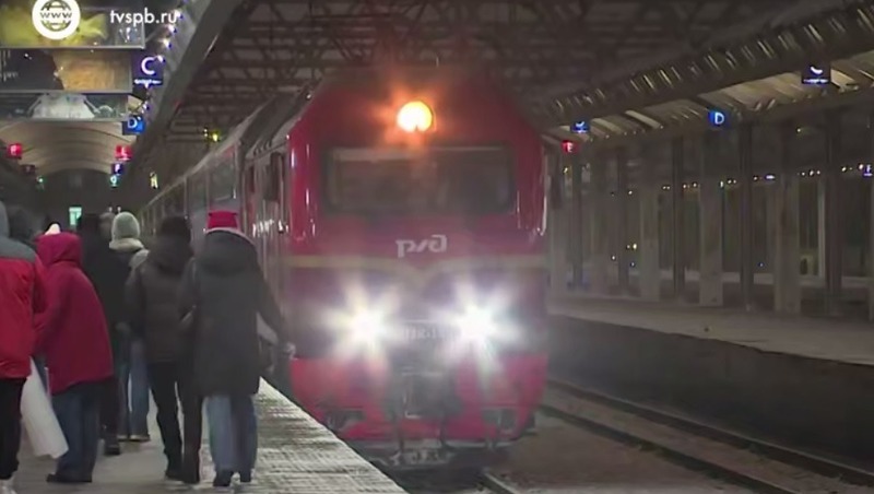 120 школьников из Мариуполя приехали на зимние каникулы в Петербург