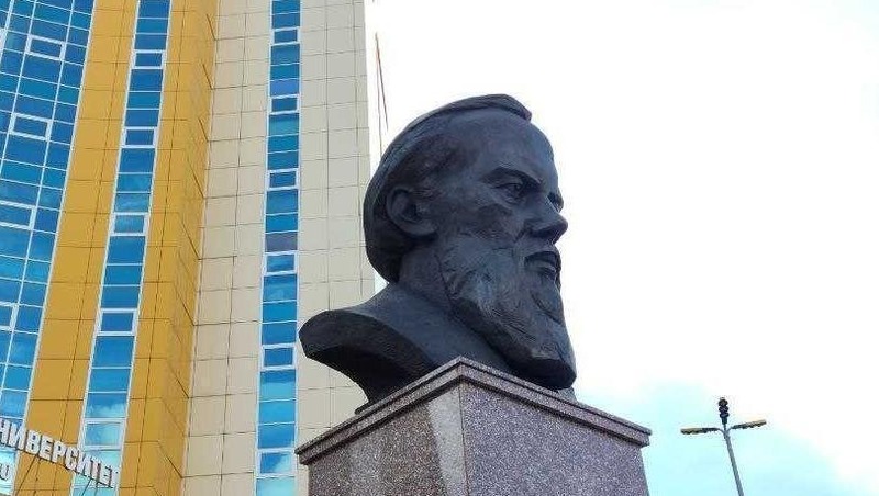 В Барнауле вслед за Омском поставят памятник Достоевскому