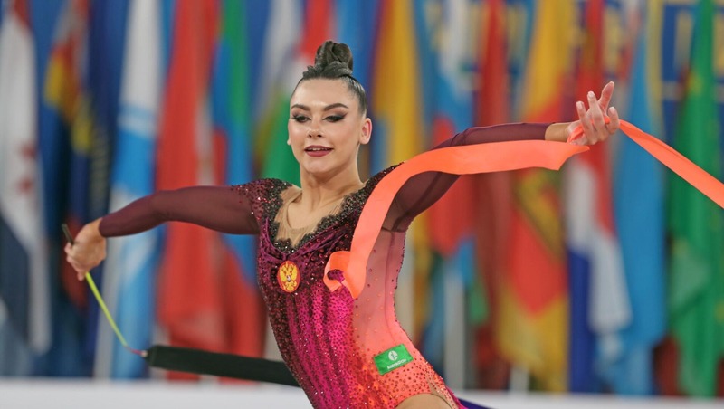 Лала Крамаренко