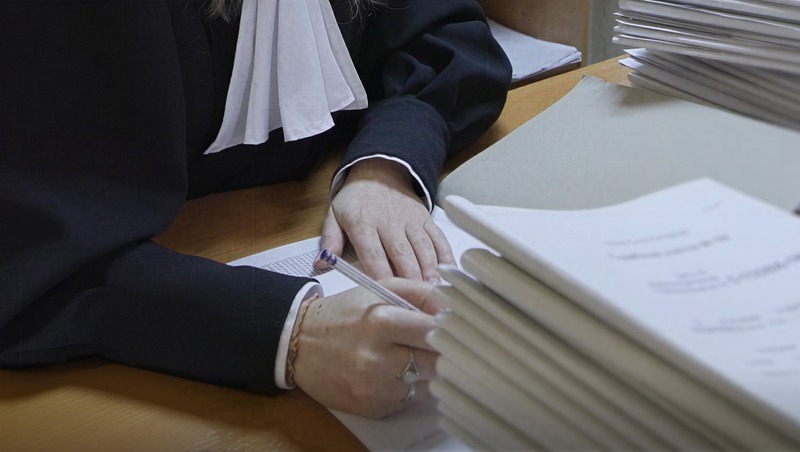 Выстрелившего в лицо девочке подростка осудили на 3 года условно