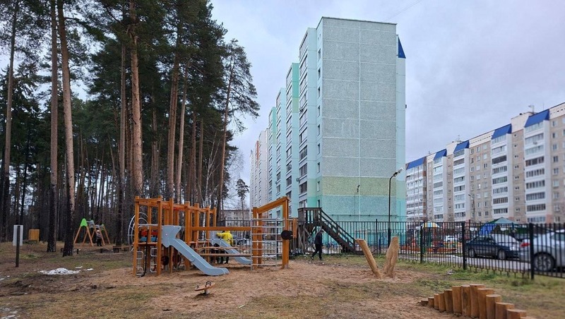 Более 15 зон для спорта и отдыха обновили в городских лесах Перми в 2025 году