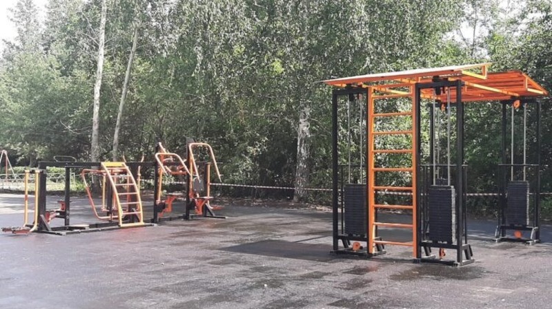 В Октябрьском округе открыли новую спортивную площадку