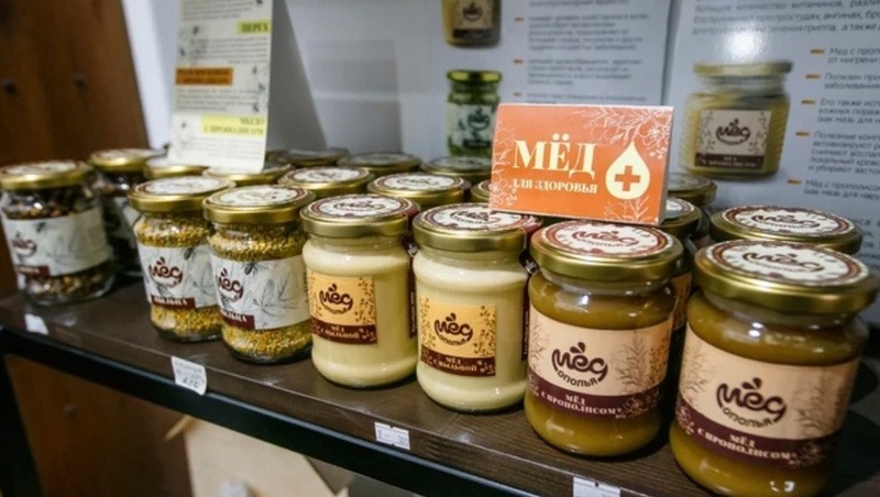  Мастера из 18 регионов представили продукцию на выставке-ярмарке к 8 Марта во Владимире