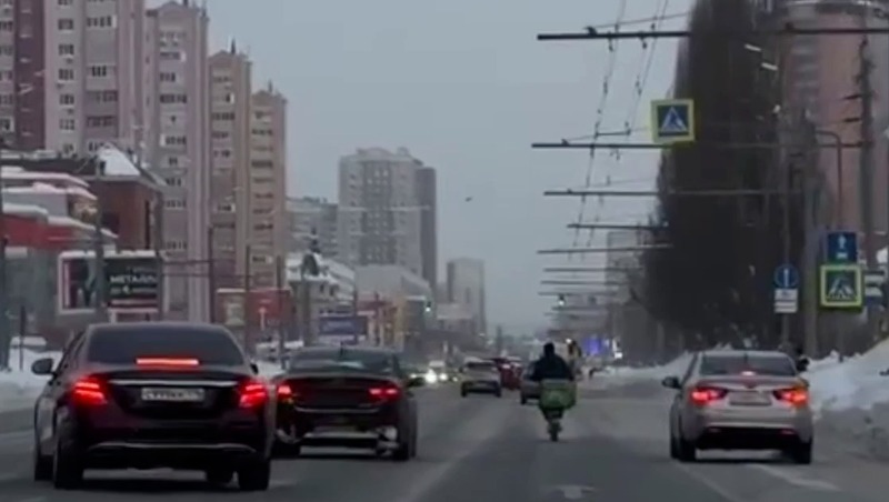 20 курьеров привлекли к ответственности за нарушения ПДД в Казани