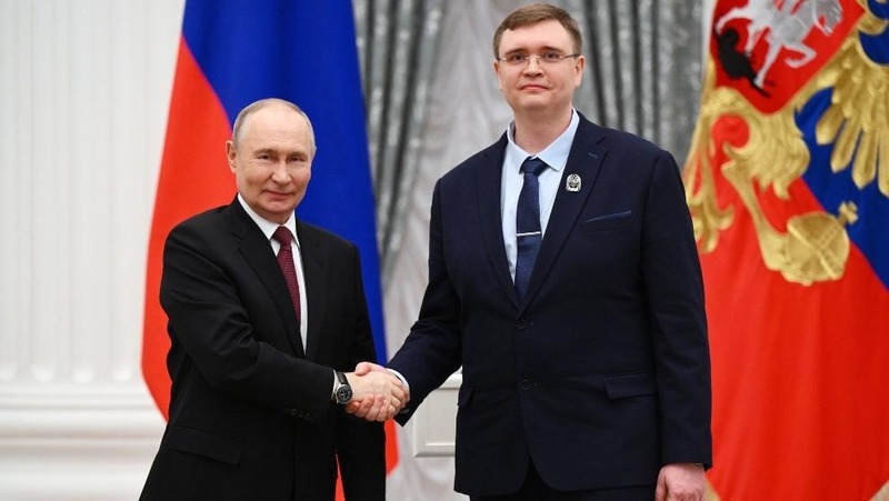 Путин вручил президентскую премию молодому ученому из Челябинска
