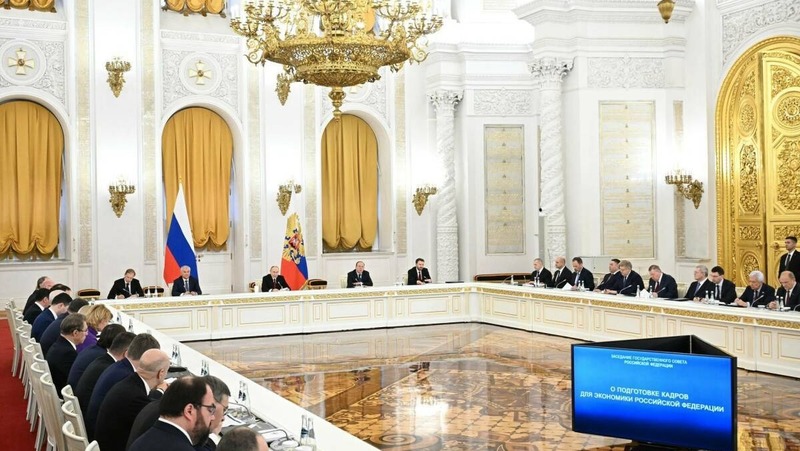 Путин объявил 2026-й Годом единства народов России