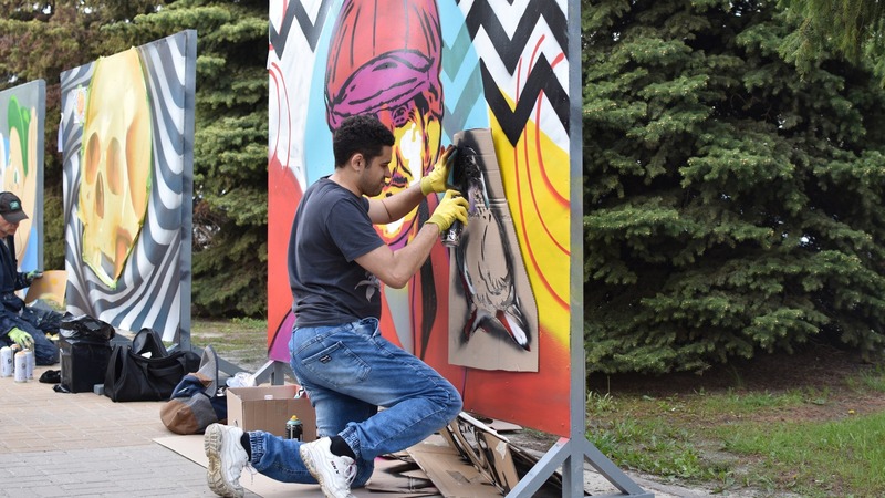 Казанский художник Ильгизар Самакаев награжден золотой медалью Академии художеств