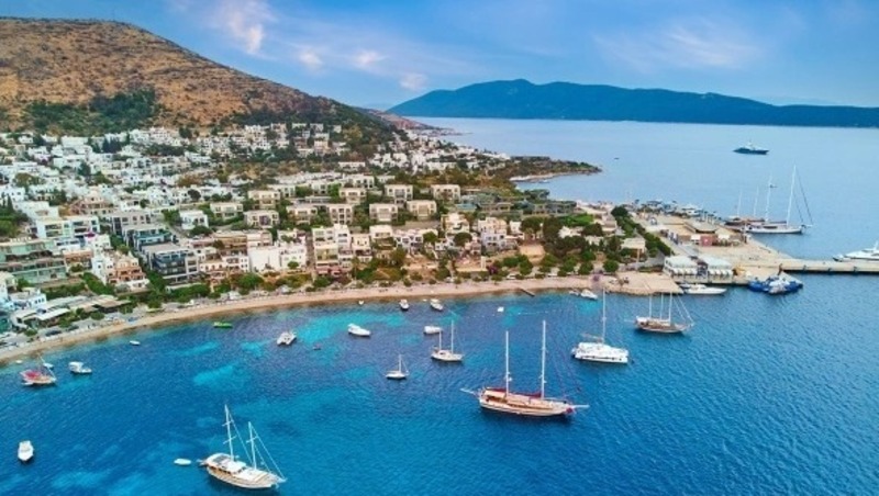 Россияне сохранили лидерство среди иностранцев по покупке жилья в Турции