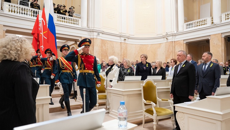 Торжественный приём для ветеранов и жителей блокадного Ленинграда провели в Мариинском дворце