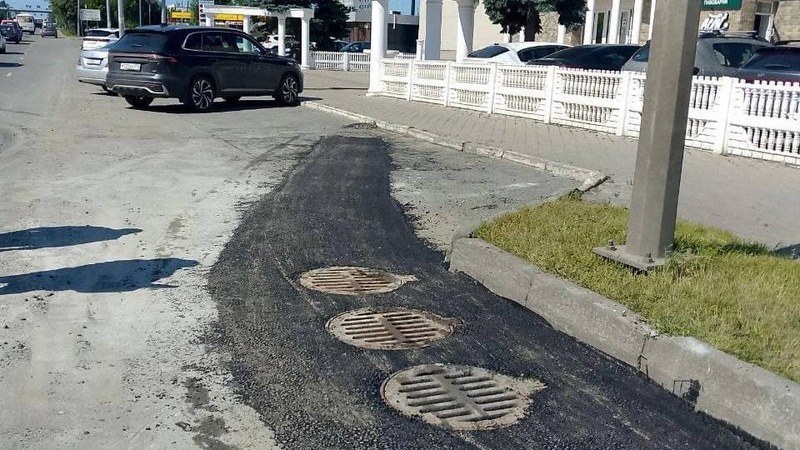 В Челябинске установили допрешетки для приема воды и промыли трубопроводы