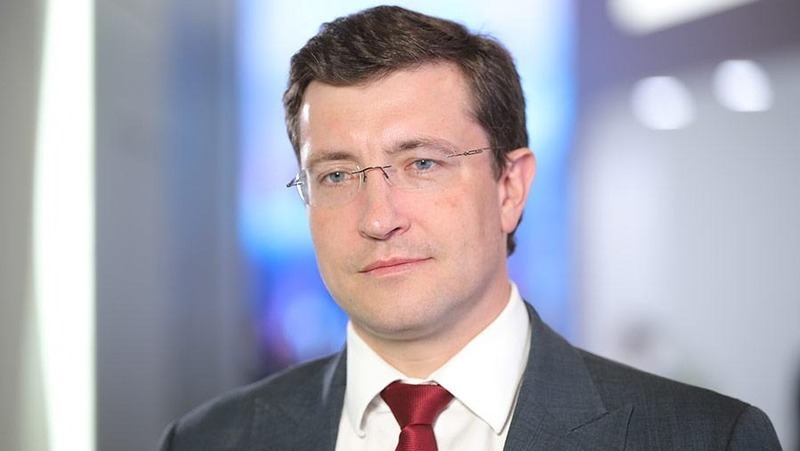 Никитин поздравил финансистов с профессиональным праздником