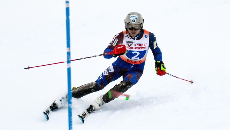 Южноуральский горнолыжник Семён Челмакин завоевал бронзу на этапе Кубка России